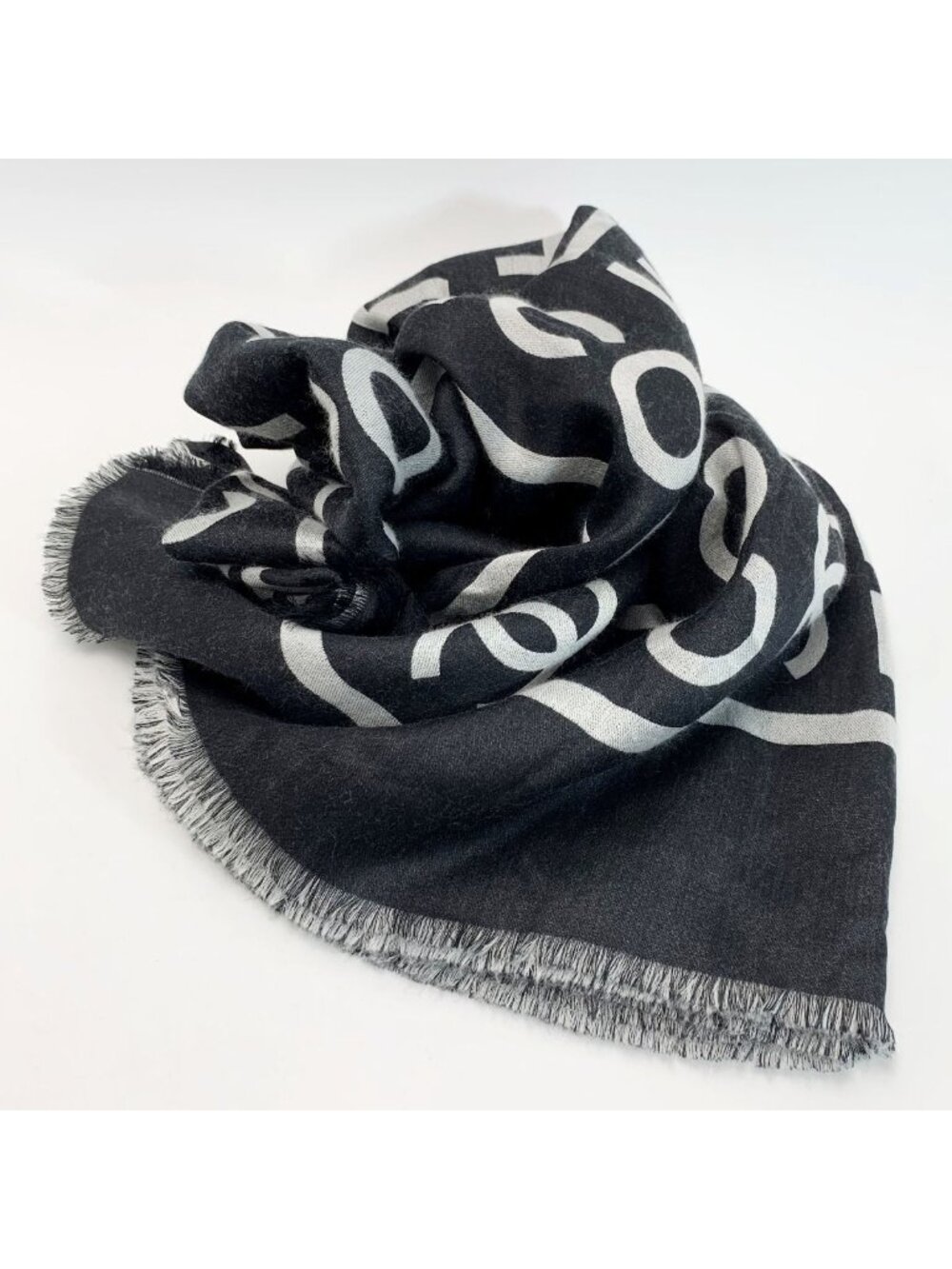 Chanel Coco Large Stole Black Gray - Picture 2 of 9